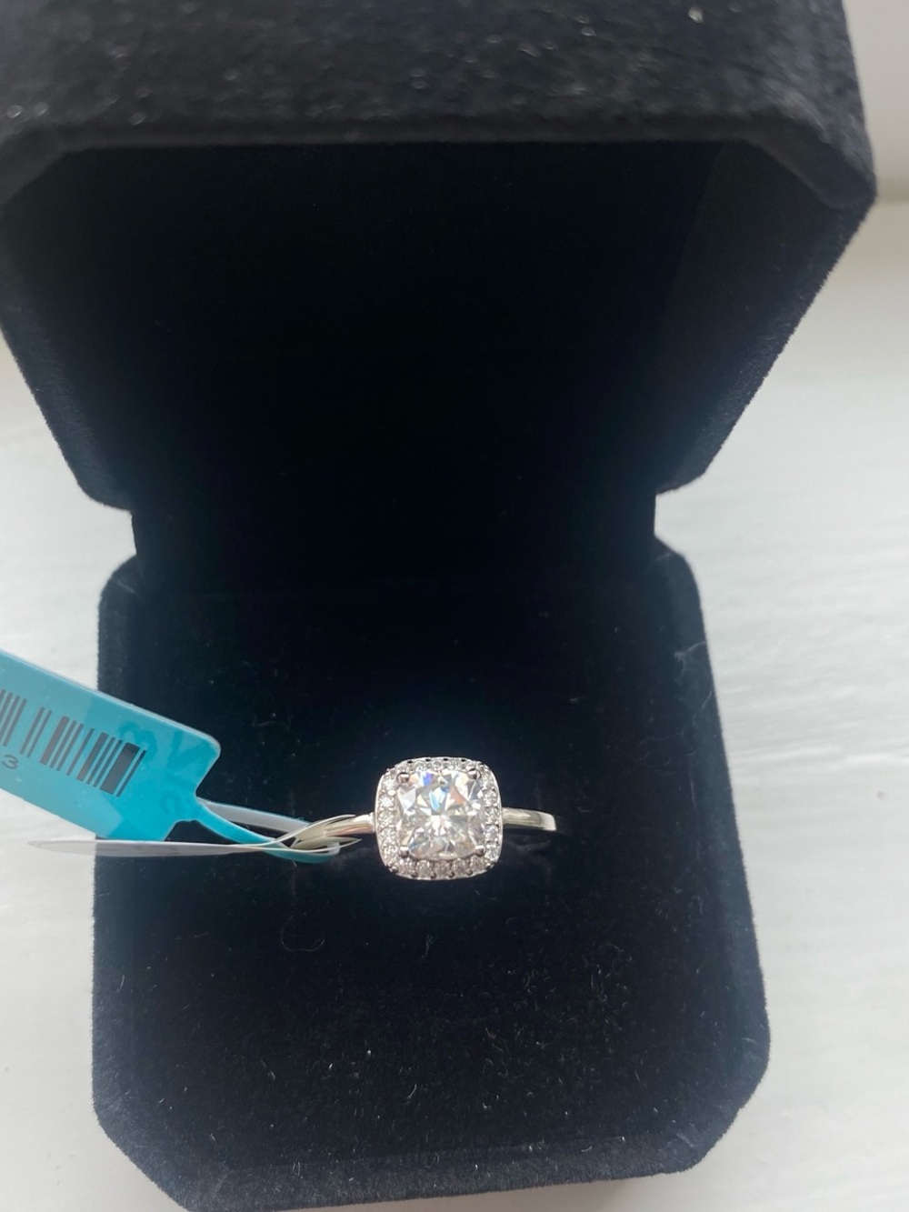 1 Carat Moissanite Engagement Ring Size 8